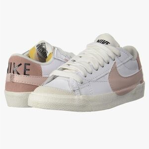 Nike Blazer low 77